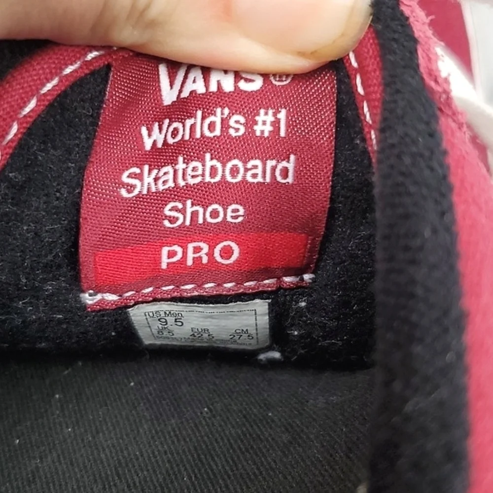 Vans‎ Old Skool Pro Sneaker in Rumba Red